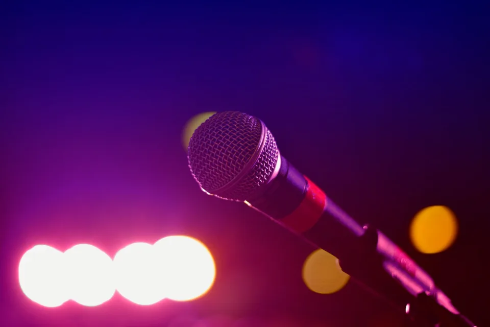 Quầy đổi vé và đồ ăn nhẹ